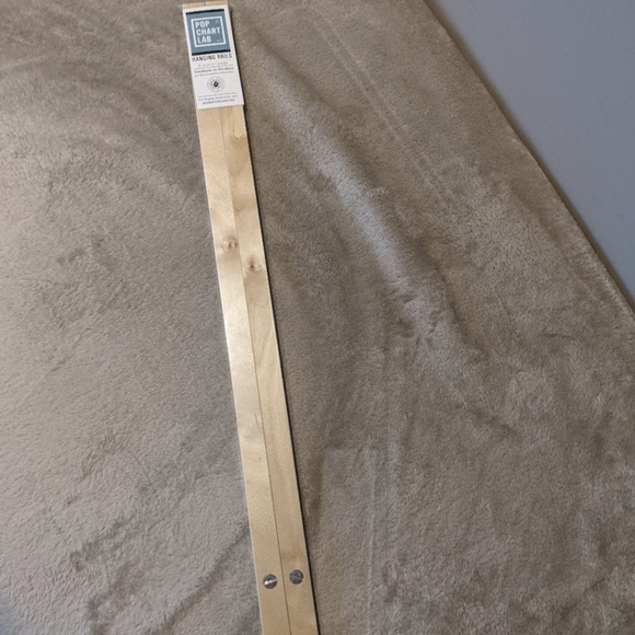 New Pop Chart Lab Hanging Rails - Picture 3 of 6